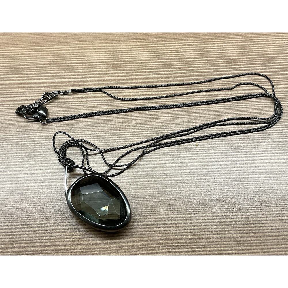 Fossil Pendant Necklace Clear Black Stone‎ Black Chain